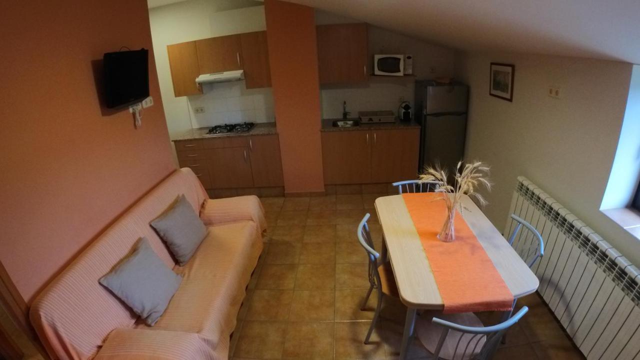 Castell De Ceuro. Hotel Rural Ogern Esterno foto