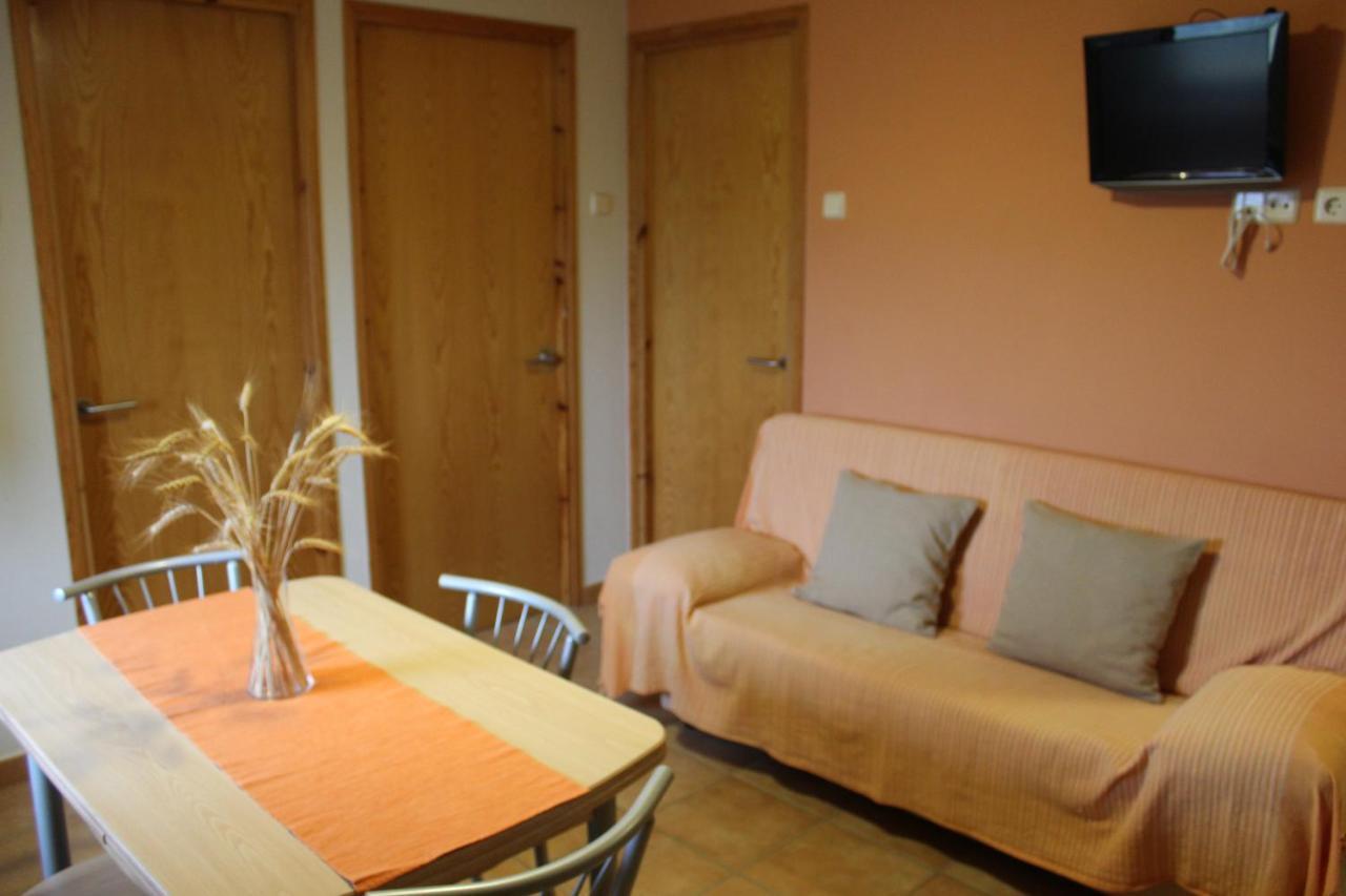 Castell De Ceuro. Hotel Rural Ogern Esterno foto