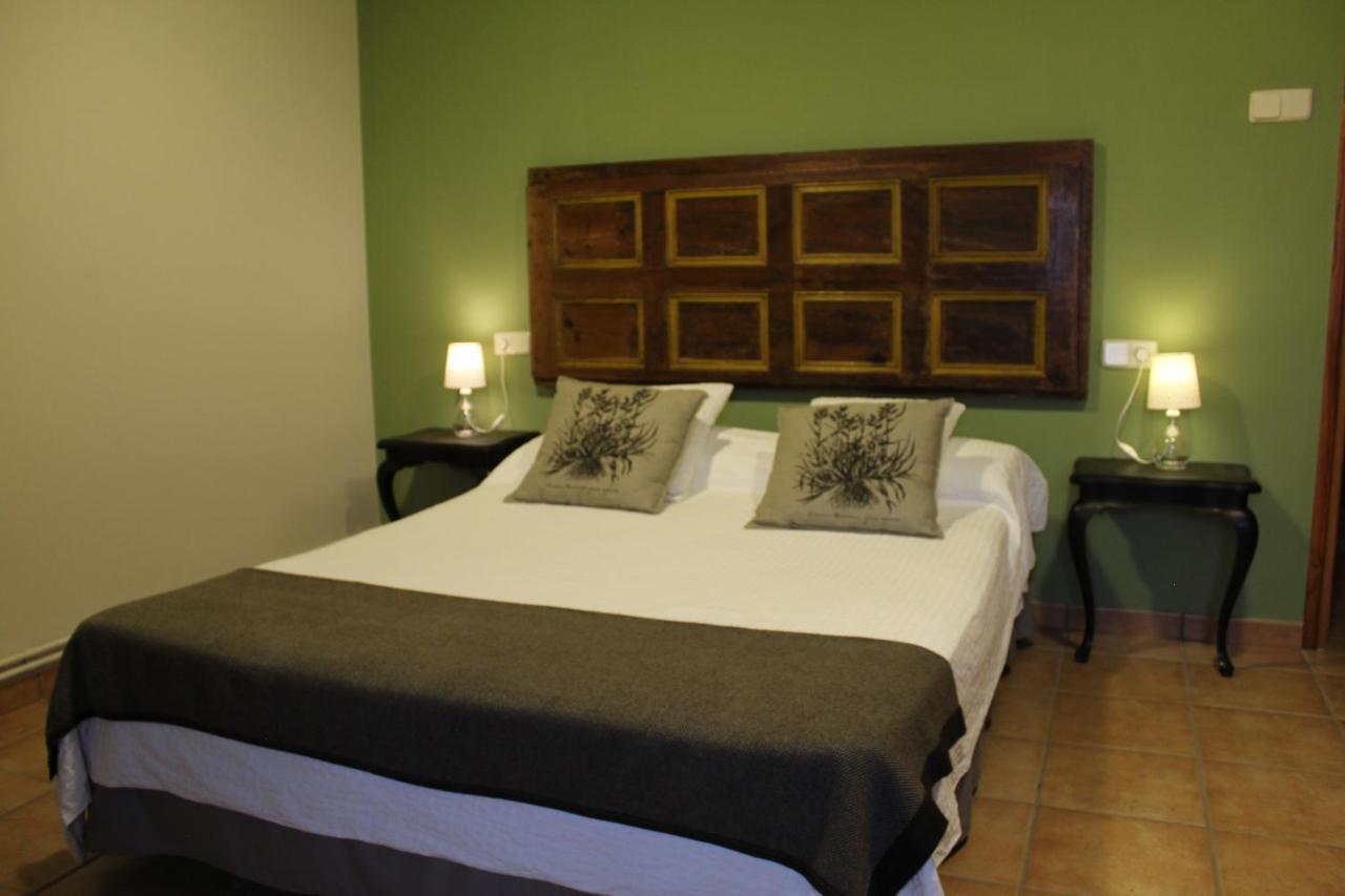 Castell De Ceuro. Hotel Rural Ogern Esterno foto