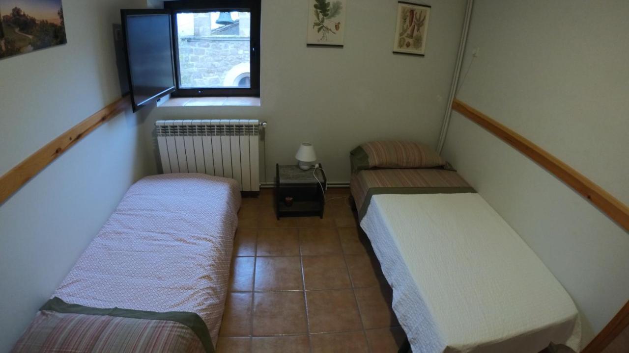 Castell De Ceuro. Hotel Rural Ogern Esterno foto